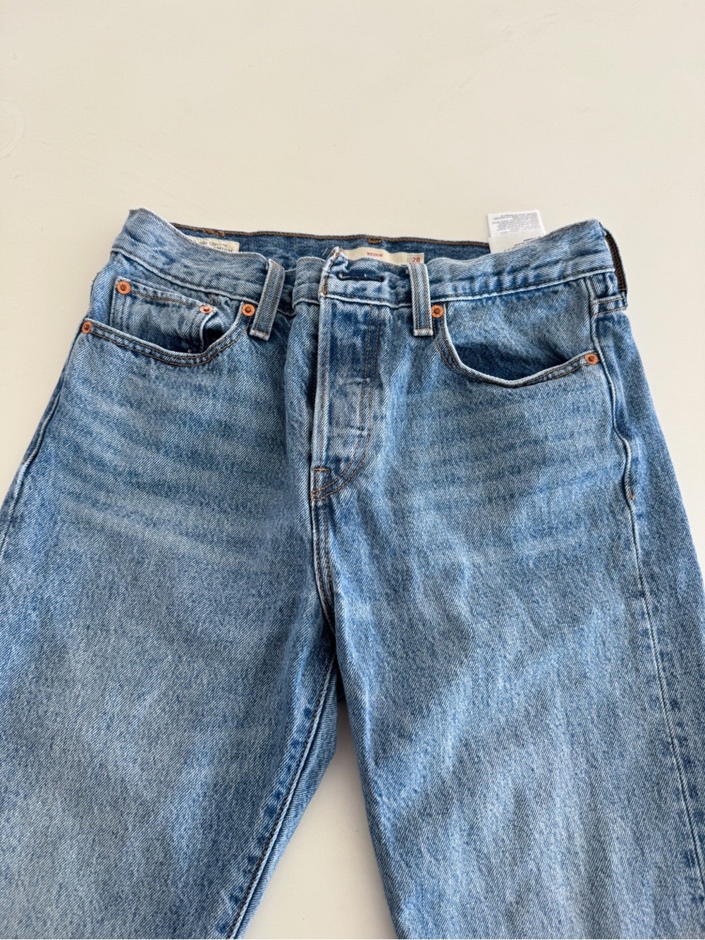 Levi's Women's wedgie Light Blue High-Rise sz 28 - Picture 5 of 5